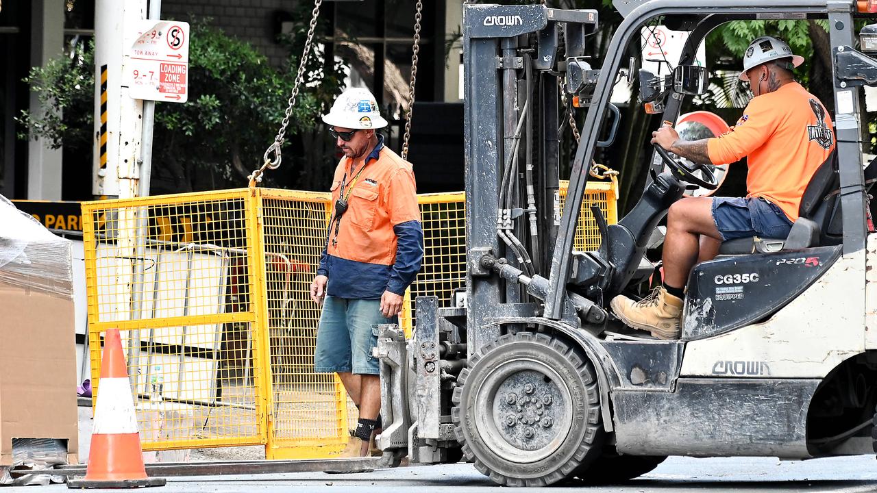 Why 4-day Aussie work week long way off