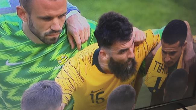 Mile Jedinak delivered an inspiring post-game speech to the Socceroos players.