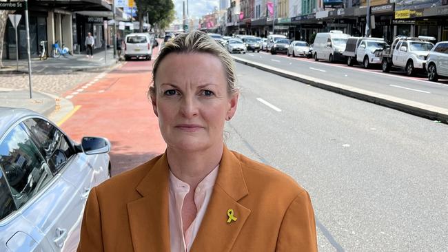 Wentworth candidate for the LNP Ro Knox stands on Oxford St.