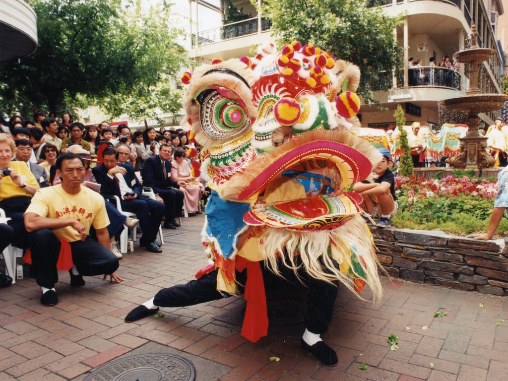 A Dragon dance being performed in Rundle Mall, Adelaide. Dr Groot says Chinese business and communities abroad are being influenced by the Communist Party.