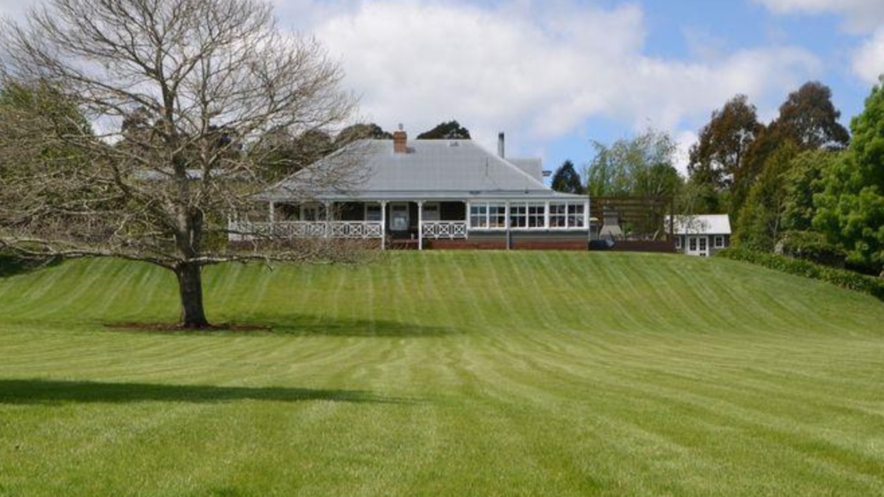 This Burrawang home was sold for $3.1m in 2020.