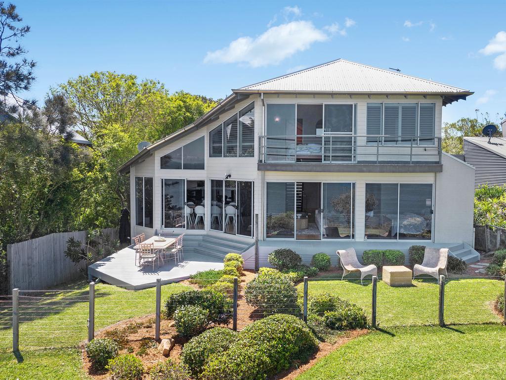 Anthony Albanese and his fiance Jodi Haydon have bought a $4.3m luxury beach home in Copacabana.