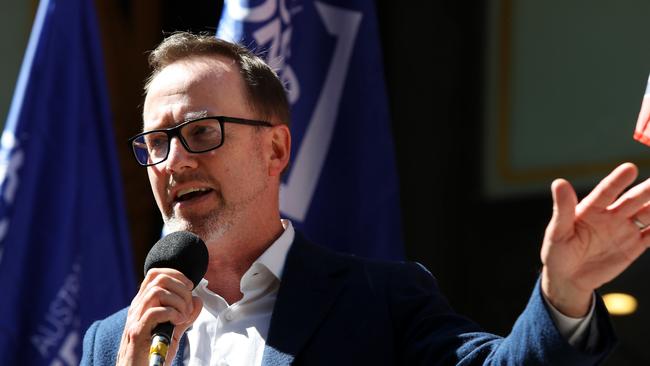 Greens NSW Senator David Shoebridge speaks during a rally at Violet Coco's bail hearing at the Downing Centre Courts on December 13, 2022 in Sydney, Australia. Photo by Lisa Maree Williams/Getty Images