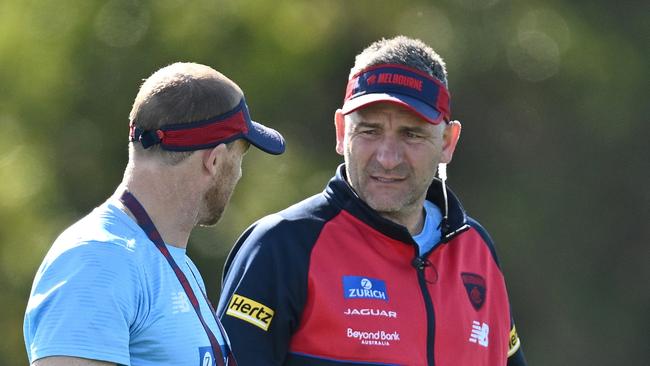 MELBOURNE, AUSTRALIA – SEPTEMBER 04: Demons head coach Simon Goodwin speaks to assistant coach Adem Yze during a Melbourne Demons AFL training session at Casey Fields on September 04, 2023 in Melbourne, Australia. (Photo by Quinn Rooney/Getty Images)