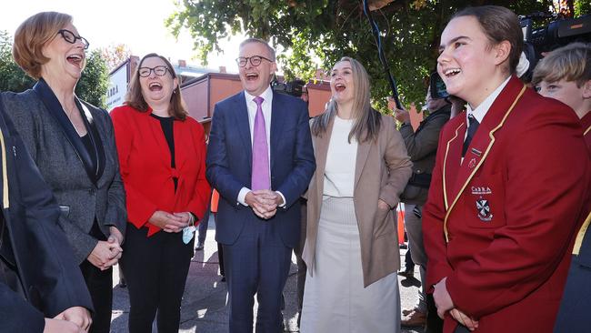 Albo recruits Julia at pointy end of the campaign