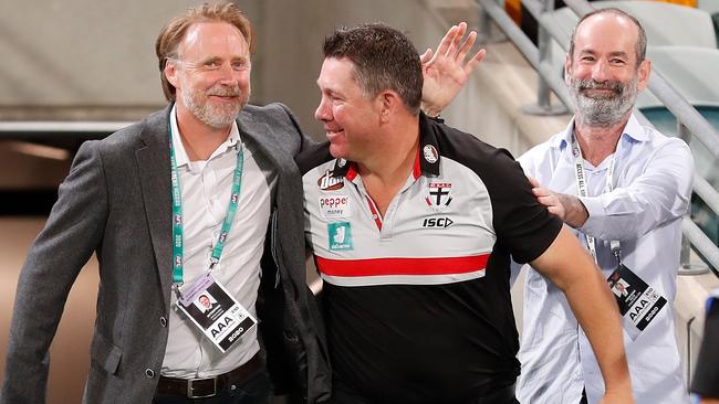 St Kilda president Andrew Bassat (far right) congratulates Brett Ratten after the Saints’ elimination final win over the Western Bulldogs two years ago. Picture: AFL Photos