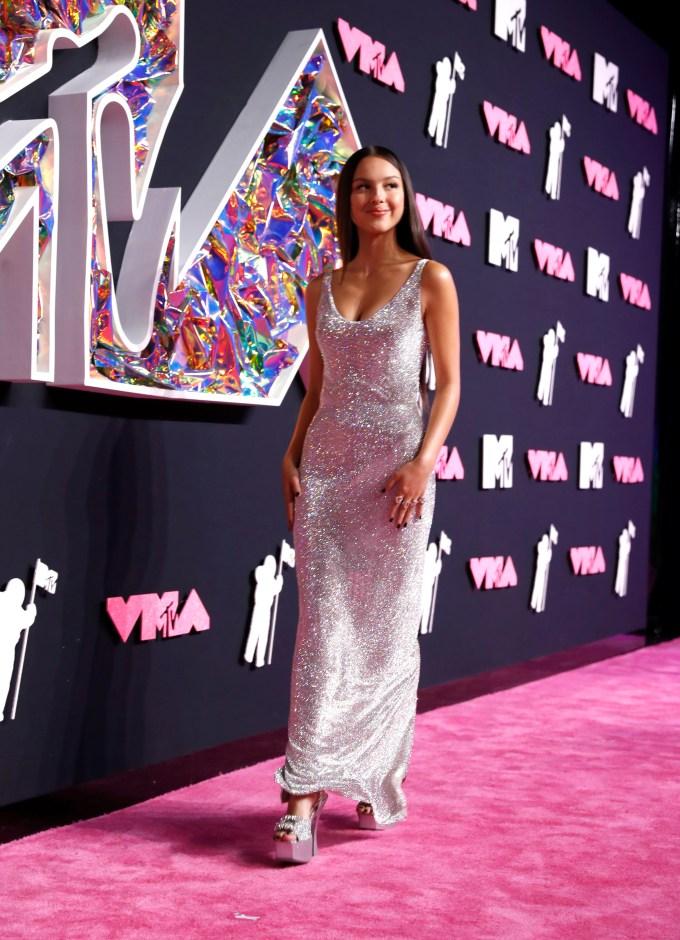 Shenseea Wore Marc Jacobs To The 2022 MTV VMAs - Red Carpet Fashion Awards