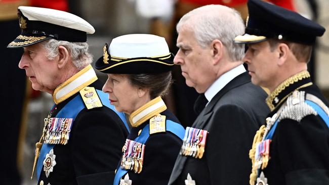 Britain's King Charles III, Britain's Princess Anne, Princess Royal, Britain's Prince Andrew, Duke of York and Britain's Prince Edward, Earl of Wessex arrive at Westminster Abbey in London on September 19, 2022, for the State Funeral Service for Britain's Queen Elizabeth II. - Leaders from around the world will attend the state funeral of Queen Elizabeth II. The country's longest-serving monarch, who died aged 96 after 70 years on the throne, will be honoured with a state funeral on Monday morning at Westminster Abbey. (Photo by Marco BERTORELLO / AFP)