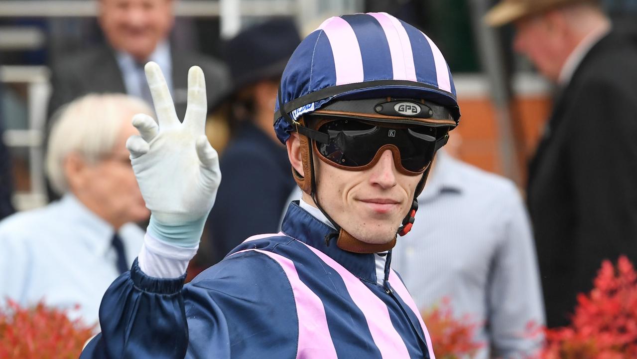 Allen aiming to continue hot streak into winter
