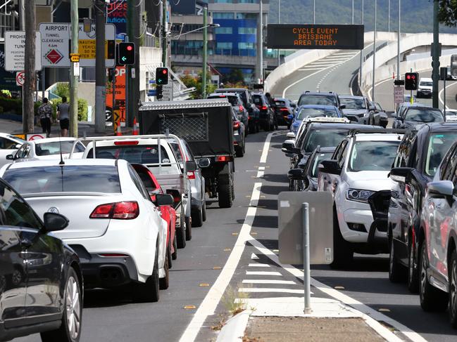 Tour Brisbane cycling event traffic congestion at Bowen Hills. Brisbane Sunday 10th March 2022 Picture David Clark