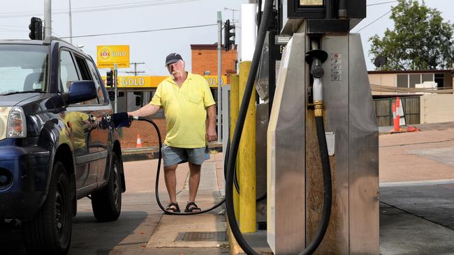 Cyril Wilson buying fuel at Metro at West Ipswich, which is selling the cheapest fuel in Ipswich.