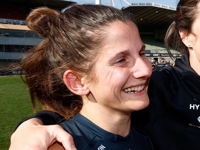 MELBOURNE, AUSTRALIA - SEPTEMBER 02: (L-R) Jessica Dal Pos, Kerryn Peterson and Darcy Vescio of the Blues celebrate during the 2023 AFLW Round 01 match between the Carlton Blues and the Gold Coast SUNS at IKON Park on September 02, 2023 in Melbourne, Australia. (Photo by Michael Willson/AFL Photos via Getty Images)