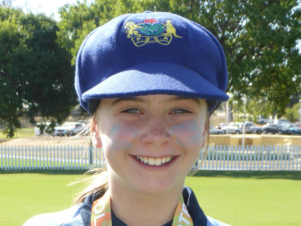 Young northern beaches cricketer Emily Horstead.