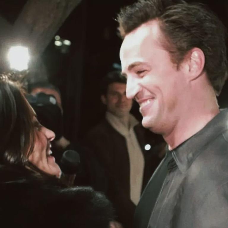 Courteney Cox latest Friends star to honour Matthew Perry a year after ...