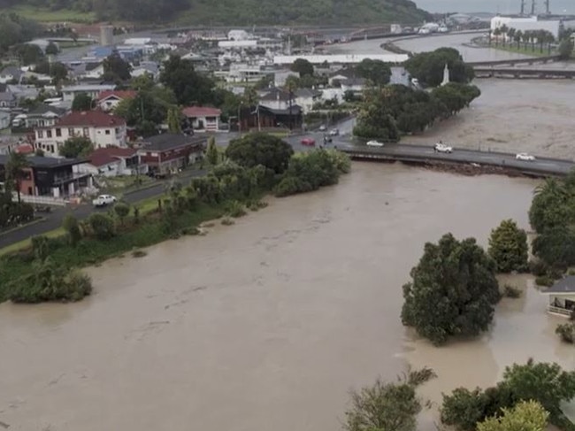 The city of Gisborne is now rationing food and petrol until roads can be re-opened.