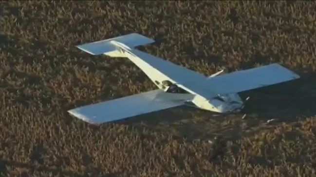 Small plane crash lands in northwest Indiana | The Weekly Times