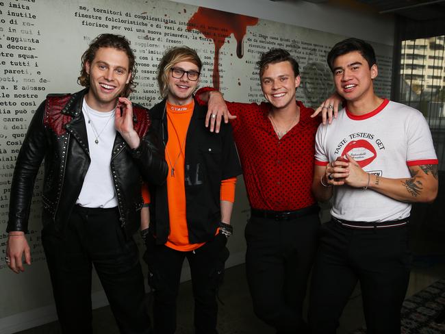 5 Seconds of Summer scores third No. 1 record debut in US | news.com.au ...