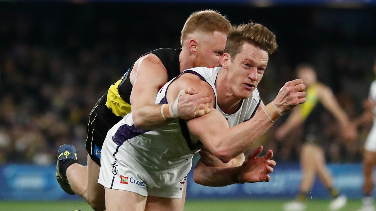 Fremantle Docker Luke Jackson gives mum Melissa heart-warming Brownlow  Medal invite