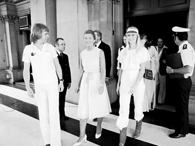 Summer night city: ABBA arriving at Melbourne Town Hall.