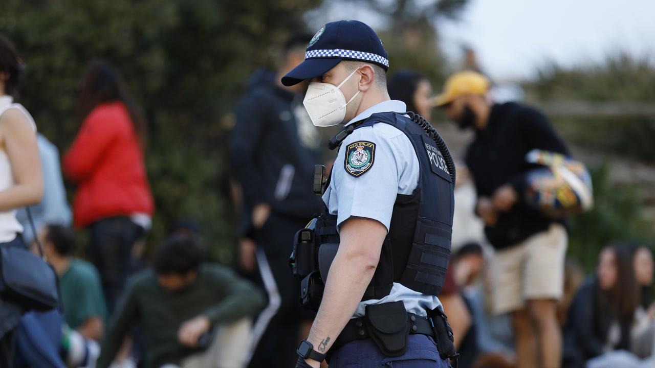 Police broke up a large crowd in North Bondi who appeared to be breaking social distancing rules. Picture: Damian Shaw/NCA NewsWire