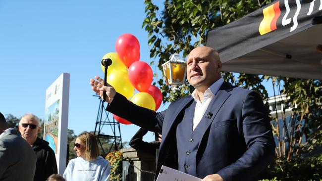 Auctioneer Rob Trovado calling an auction in Sydney’s Greystaynes last month. Picture: David Swift