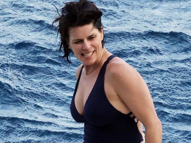ONE TIME WEB USE FOR NEWS.COM.AU ONLY - FEES APPLY -  AU_2965478 - CAPRI, ITALY  -  BGUK_2965430 - *EXCLUSIVE*  - Actress Neve Campbell splashes into summer as she is seen enjoying a day in Capri.    Pictured: Neve Campbell    BACKGRID Australia 2 JULY 2024     BYLINE MUST READ: COBRA TEAM / BACKGRID    Phone: + 61 419 847 429  Email:  sarah@backgrid.com.au