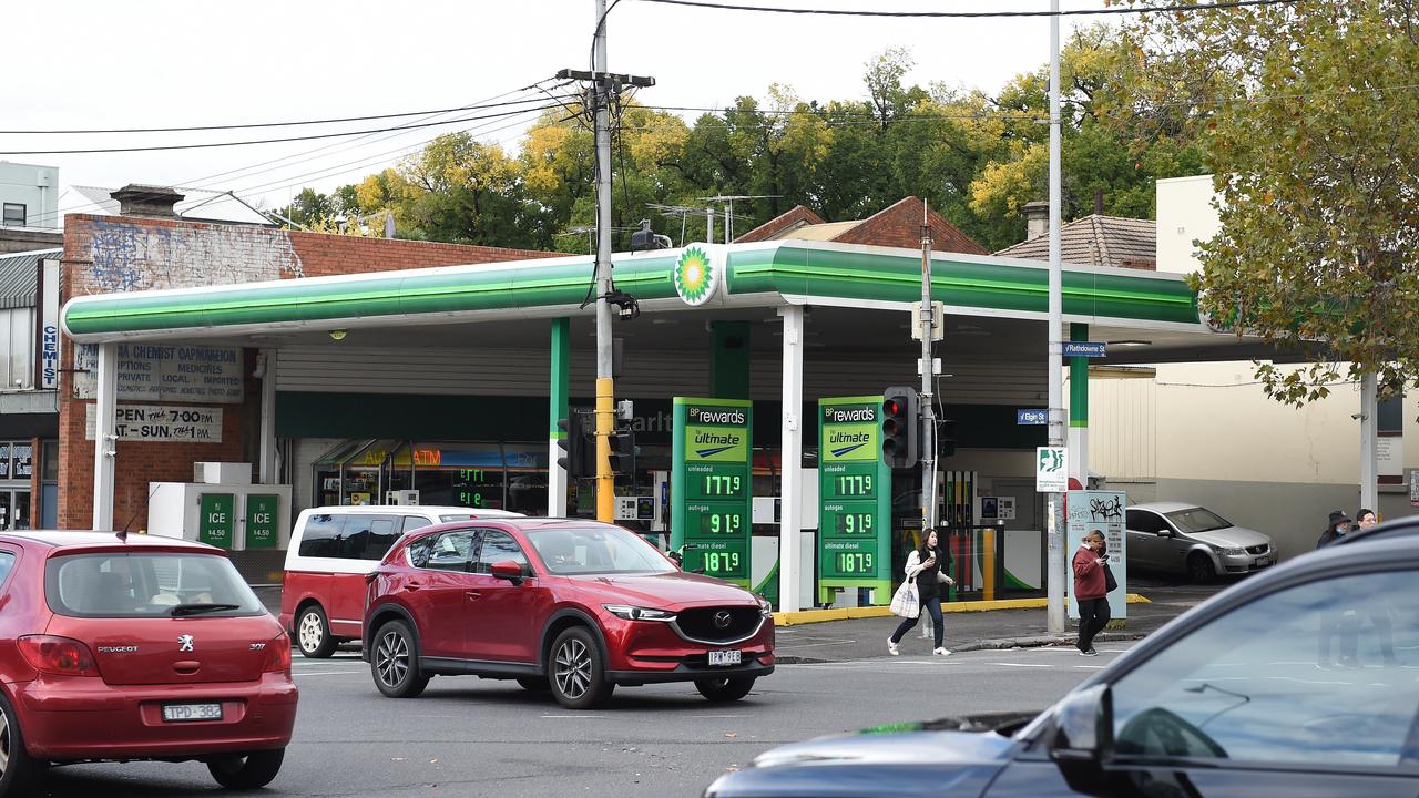 Petrol Price Drop Has Experts Urging Sydneysiders To Fill Up Their Cars ...