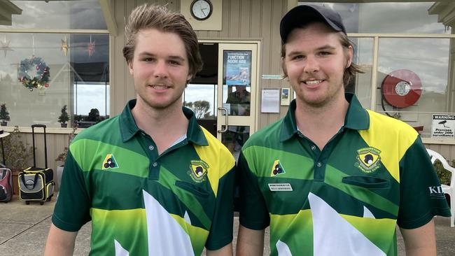 Finn and Billy Armstrong at Mornington Bowling Club. Picture: Martin Cheeseman