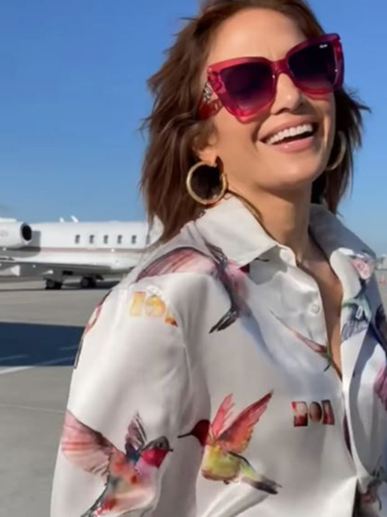 The actress beamed as she showed off her pink shades and gold hoops in the video. Picture: jenniferlopez/Instagram