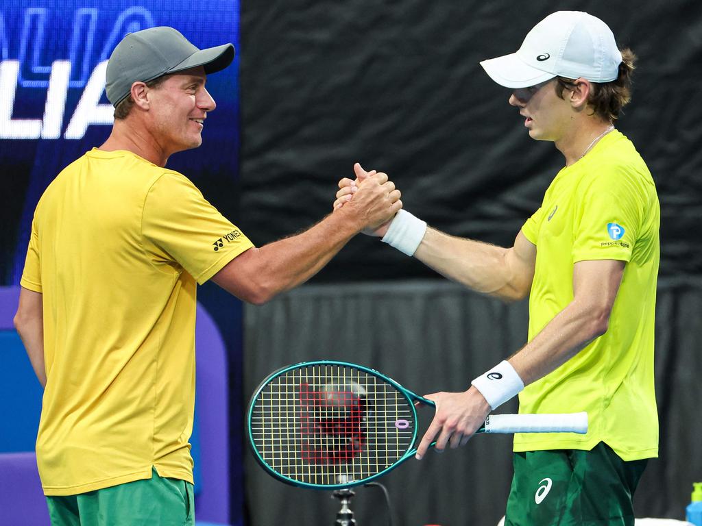 Tennis 2025 Australia def USA in United Cup group stage, score