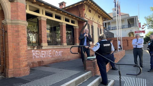 Wagga courthouse was vandalised with the words ‘Revenge Court’.