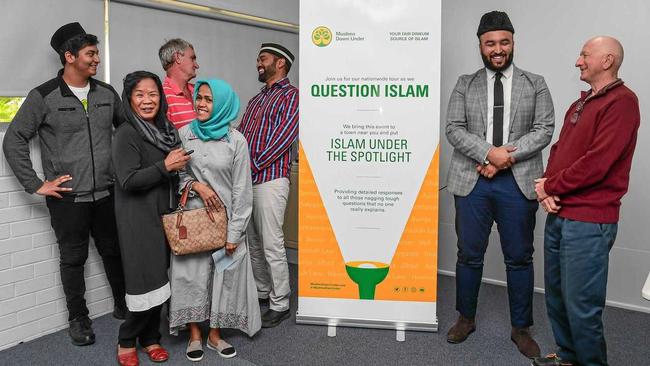 Fawad Ahmed, Henny Hunter, Fitra Hidayat, Rod Medew, Sheeraz Sirajur Raheen, Imam Wadood  Janud and Dave Quaile at the Muslims Down Under event. Picture: Brian Cassidy