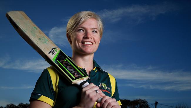 Australian women’s cricketer Jess Cameron will pull on the football boots for Wydham Vale in the Victorian Women’s Football League this season. Photo: Chris Scott.