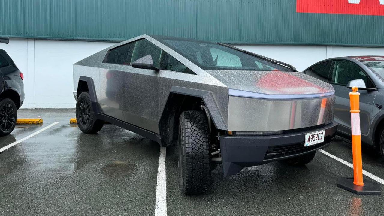 Monstrosity appears in Bunnings car park