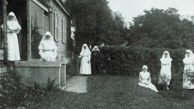 St Vincent’s current hospital on Dalley St, Lismore arose from a convent.