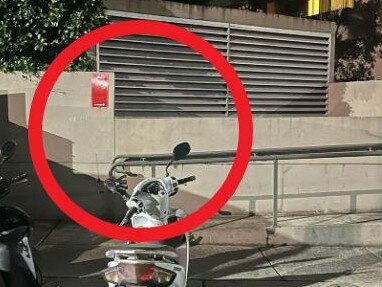 One detail in this parking photo has sent Australians into a spin after it was revealed it cost a driver almost $1000 in fines.