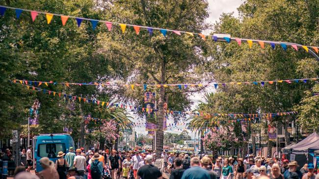 Bustling Peel Street, Tamworth, during the country music festival, 2023.