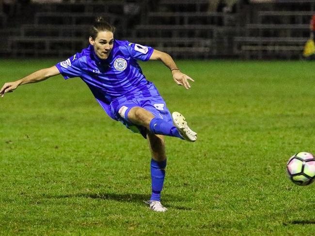 Palm Beach midfielder Jason Campbell has joined United.