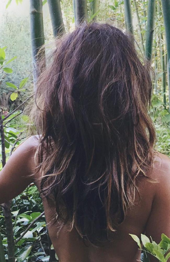 Celebs Who Went Nude On Instagram In 2016 The Courier Mail