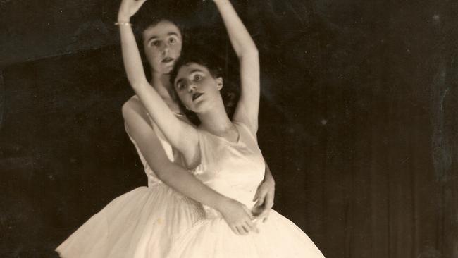 Joan and Monica Halliday in 1935.