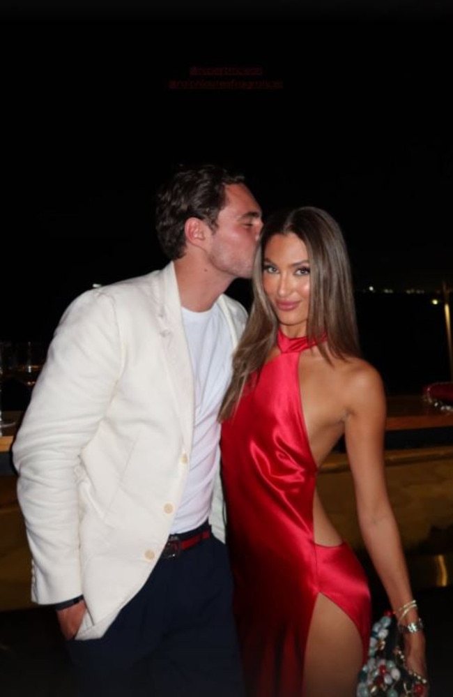 The former WAG shared a photo of her new man kissing her on Tuesday evening. Picture: Instagram/HannahDalSasso