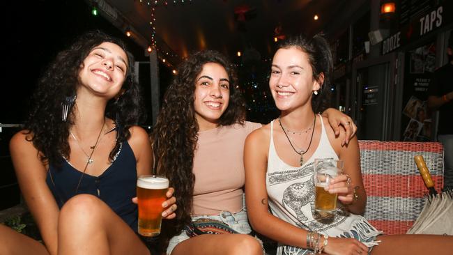 PJ O'BRIEN'S: Amina Libera, Einav Yonasi and Nina Ammirati