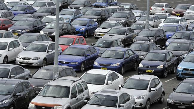 Parking at Leumeah Station. Picture: Robert Pozo