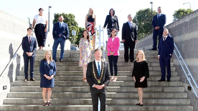 Logan's new mayor Darren Power and his team of seven women and five men are ready to start work. Photo of them on the steps of the Logan Entertainment Centre after being sworn in.(L-R) Division 8: Jacob Heremaia, Division 12: Karen Murphy, Division1: Lisa Bradley, Division 6: Tony Hall, Division 3: Mindy Russell, Division 10: Miriam Stemp, Mayor Darren Power, Division 11: Natalie Willcocks, Division 2: Teresa Lane, Division 7: Tim Frazer, Division 4: Laurie Koranski, Division 9: Scott Bannan and Division 5: Jon Raven.21st April 2020 Logan Central AAP Image/Richard Gosling