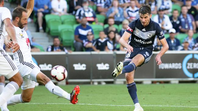 Terry Antonis of Melbourne Victory hits the post during Victory’s second-half comeback. Picture: AAP