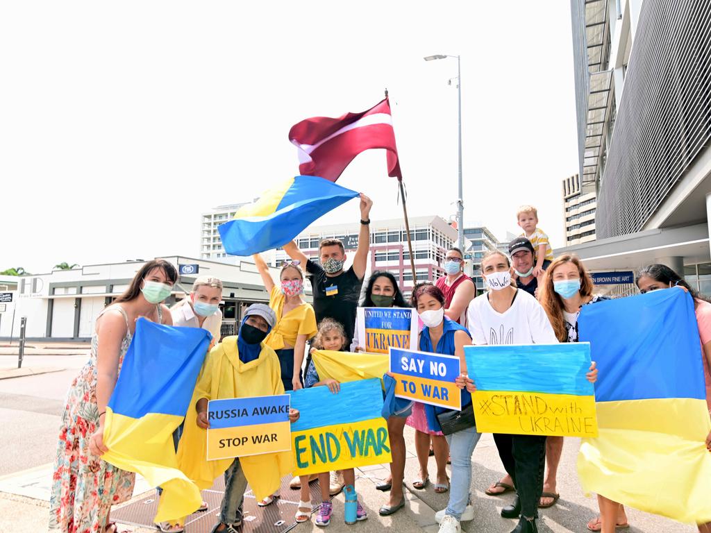 A group of Ukranians living in Darwin urge Territorians to support Ukraine through the current crisis. Picture Julianne Osborne.