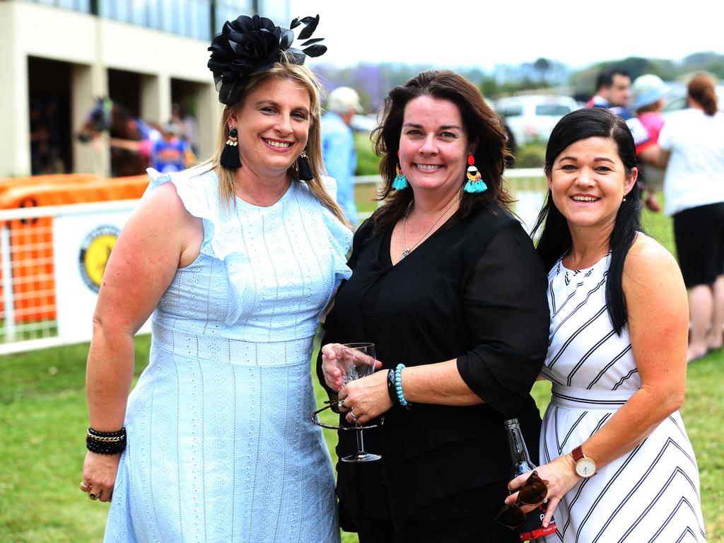 Beauty and glamour on show at the Atherton races | The Cairns Post