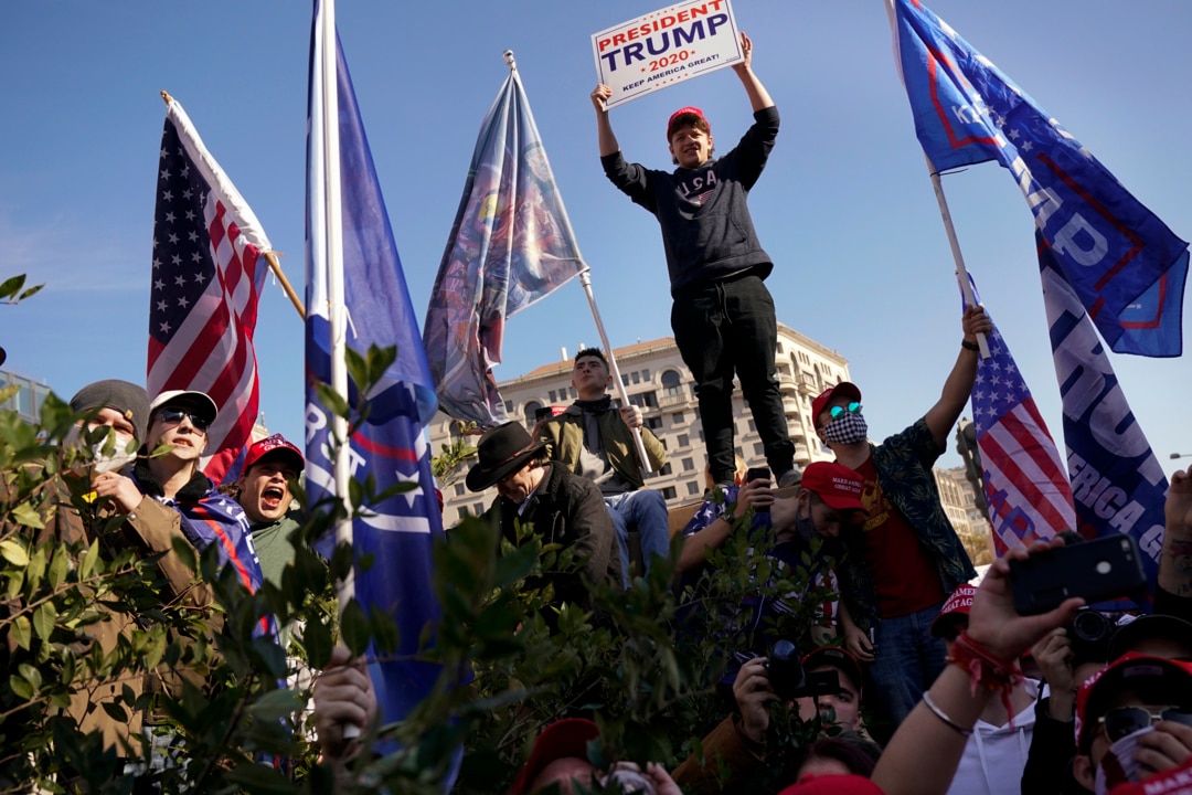 Trump Fans, BLM Protesters Face Off In Washington DC | News.com.au ...