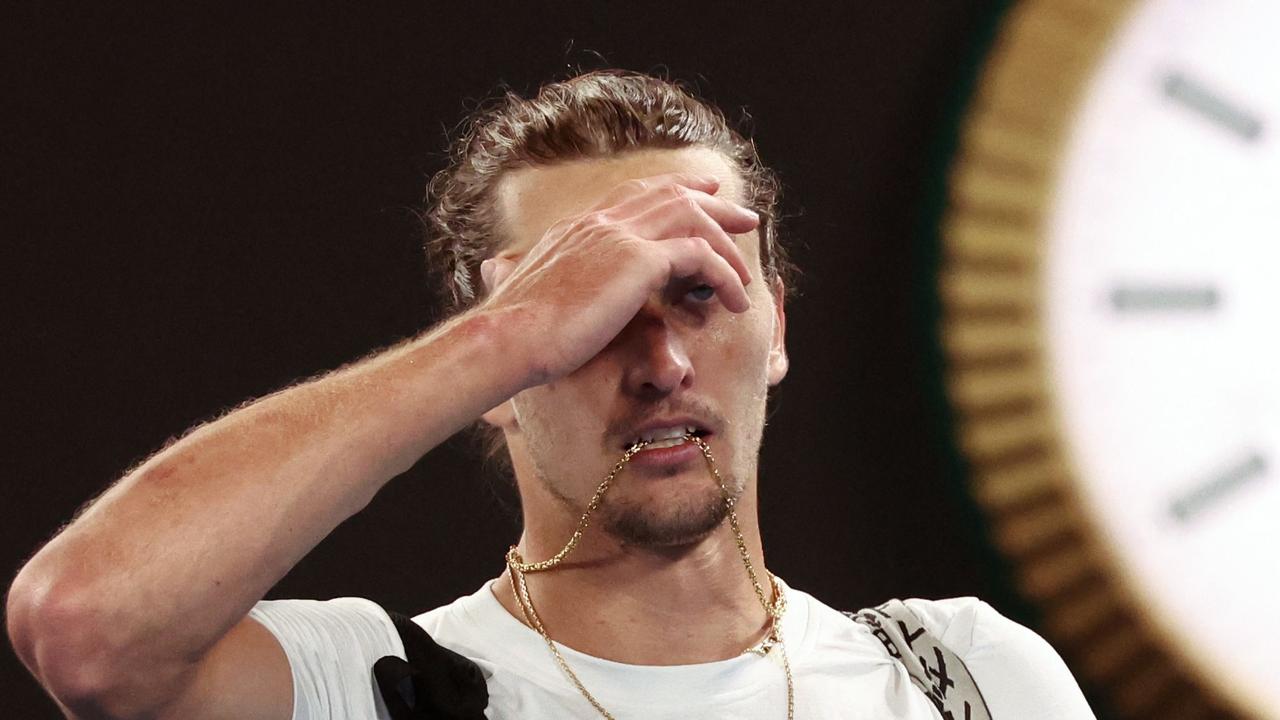 Zverev couldn’t believe it. Photo by David GRAY / AFP