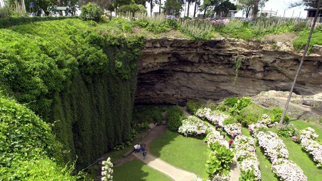 The Umpherston Sinkhole garden in Mount Gambier from above.